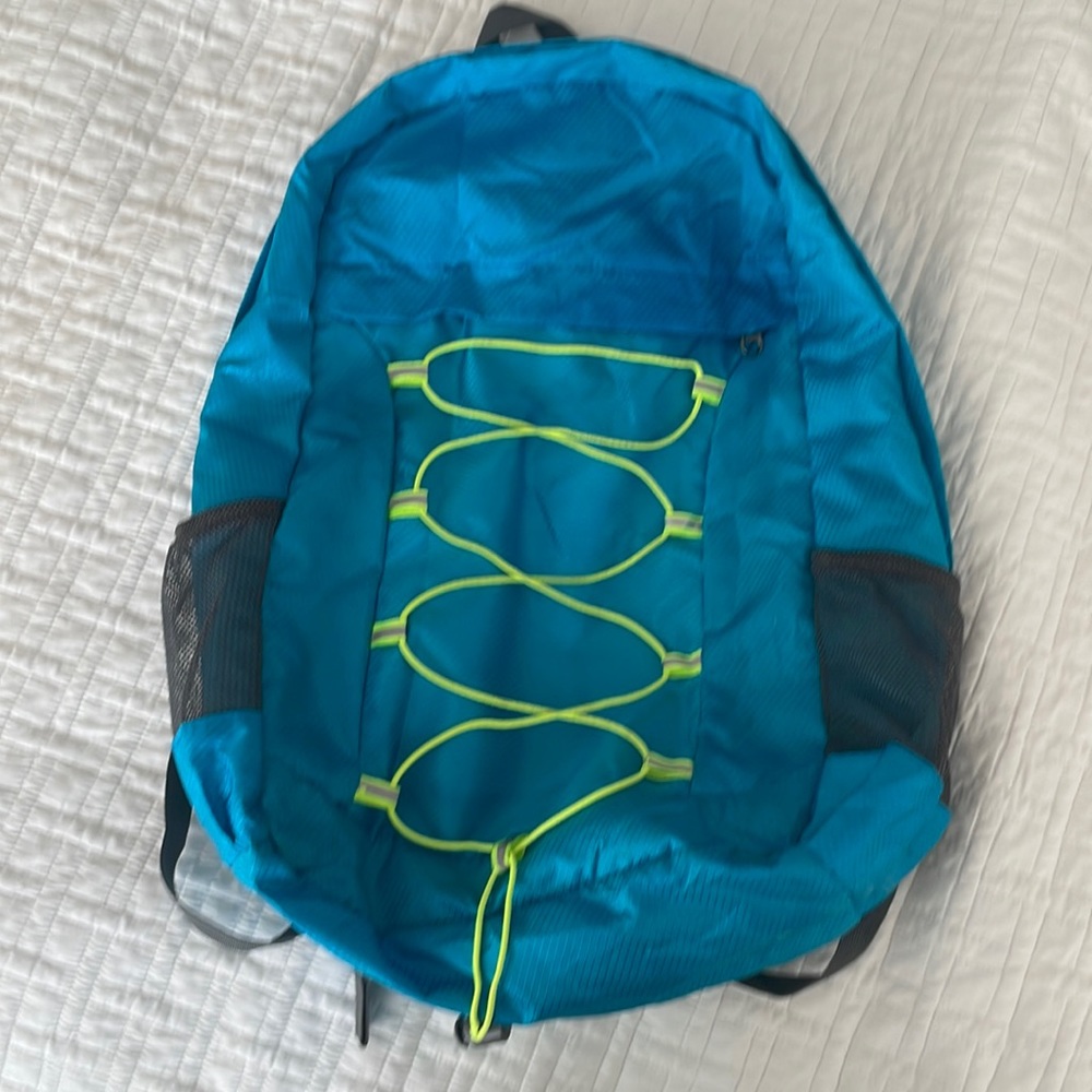 Lightweight hiking backpack